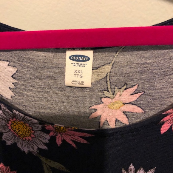 Old navy floral top - Picture 2 of 2